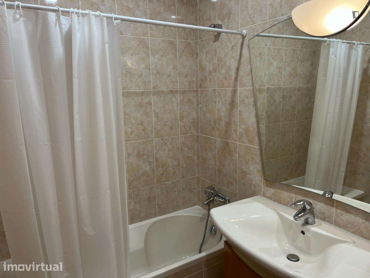 Quarto - localizado em Penha de França Lisbon - Grande imagem: 5/15