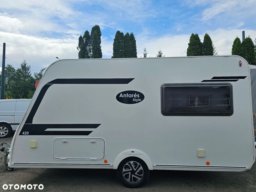 Caravelair WŁĄCZ FILMIK. DMC 1150. ŁÓŻKO MAŁZEŃSKIE, SYPIALNIO JADALNIA. ŁAZIENKA. PIĘKNA. - 27