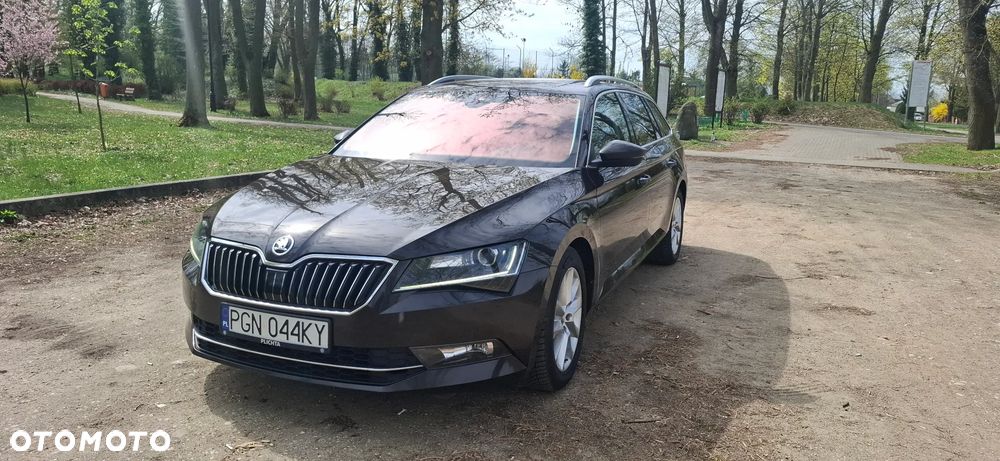 Skoda Superb 2.0 TDI Style - 6