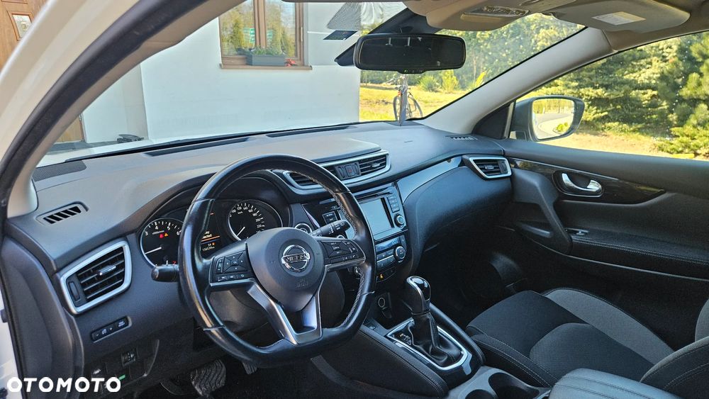 Nissan Qashqai 1.3 DIG-T MHEV N-Connecta Xtronic - 6