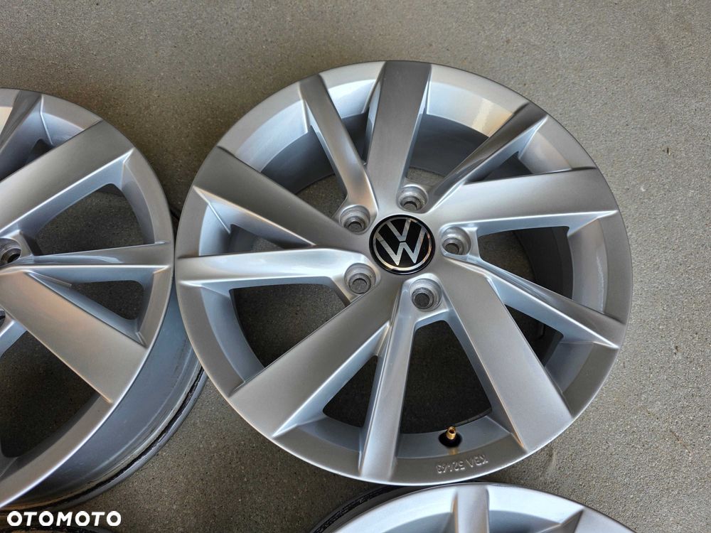 [1575] Felgi aluminiowe VW ORYGINALNE 16 cali 5x112 GOLF TOURAN CADDY - 4