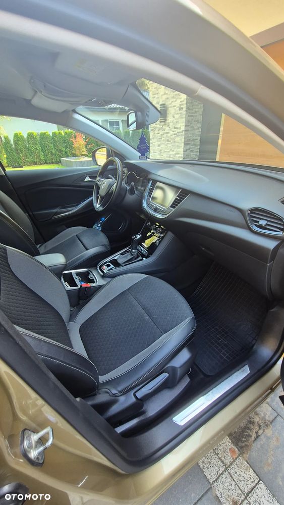Opel Grandland X - 14