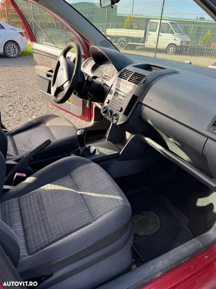Volkswagen Polo - 16