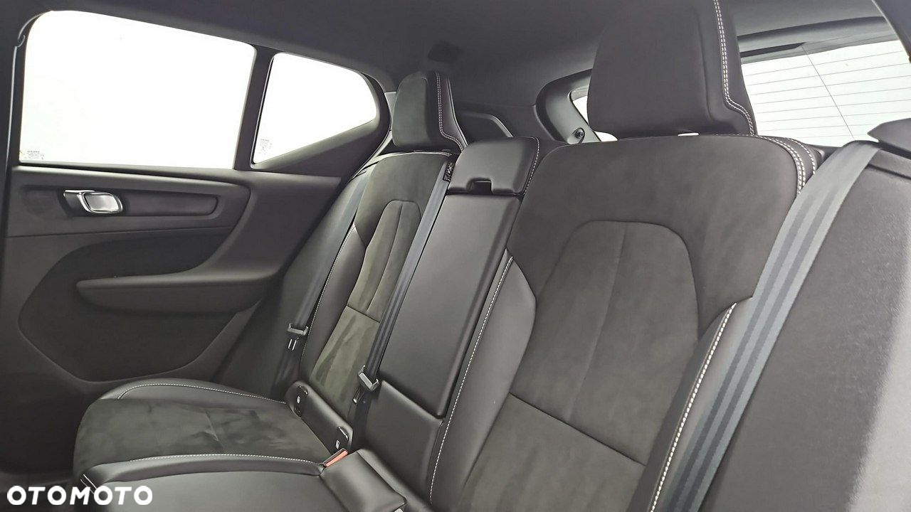 Volvo XC 40 - 16