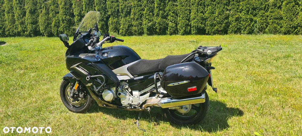 Yamaha FJR - 3