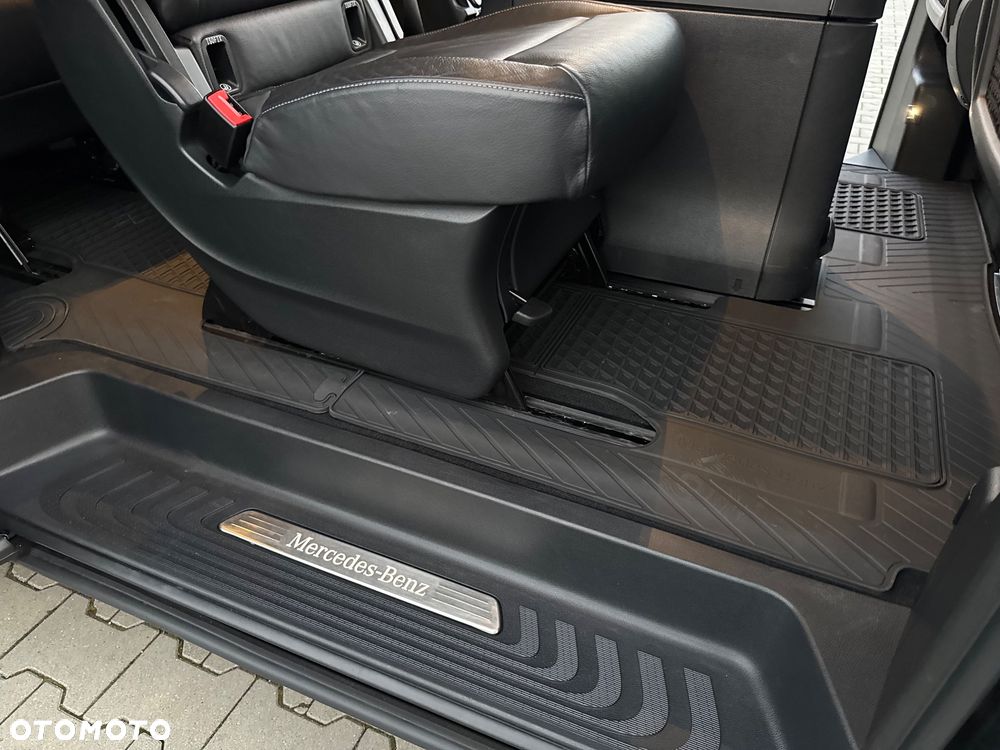 Mercedes-Benz Klasa V 300 d Avantgarde 9G-Tronic (d³ugi) - 24