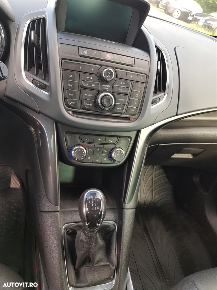 Opel Zafira Tourer 1.6 CDTI ECOFLEX Start/Stop Business Innovation - 10