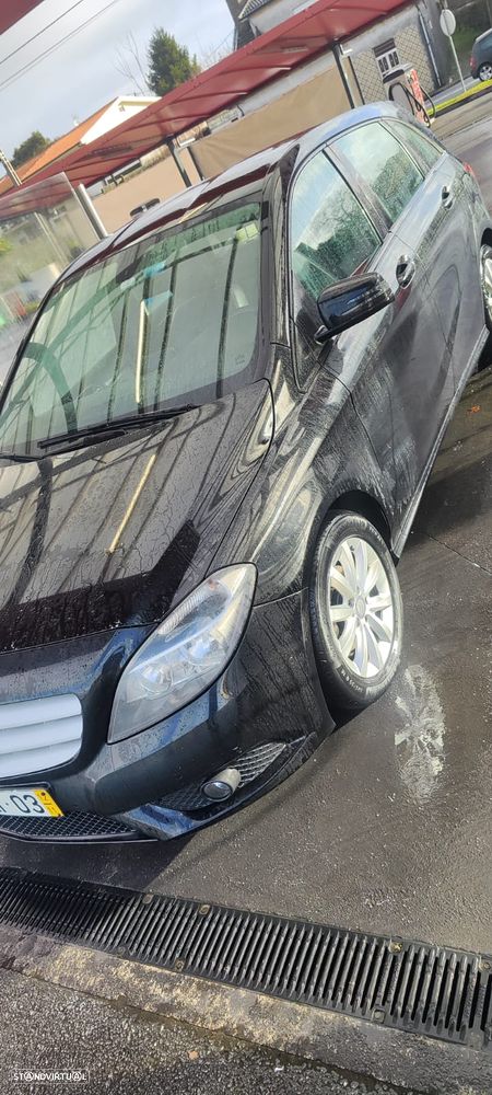Mercedes-Benz B 180 CDI BlueEFFICIENCY - 3
