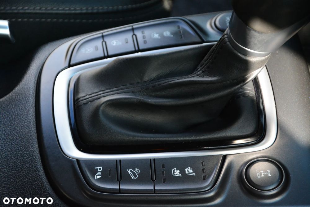 Hyundai Kona 1.6 T-GDI DCT 4WD Premium - 30