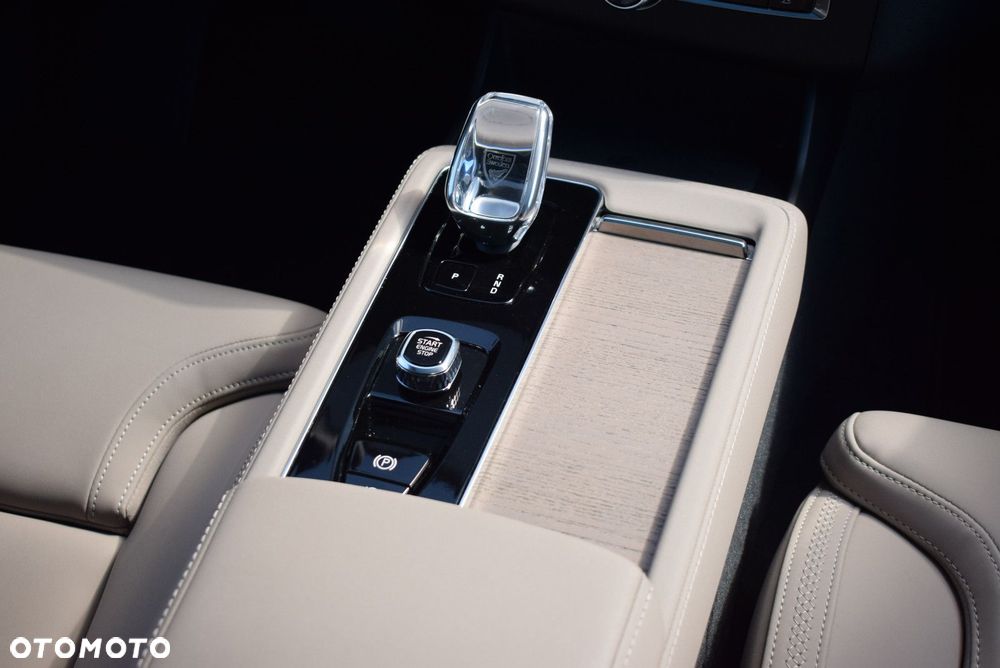 Volvo XC 90 - 18
