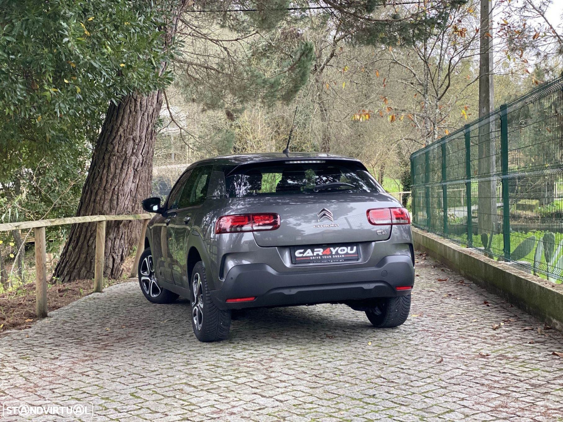 Citroën C4 Cactus 1.2 PureTech Shine - 9