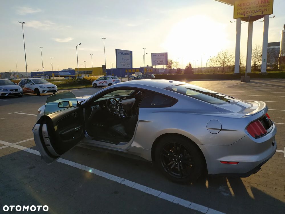 Ford Mustang 2.3 Eco Boost - 14