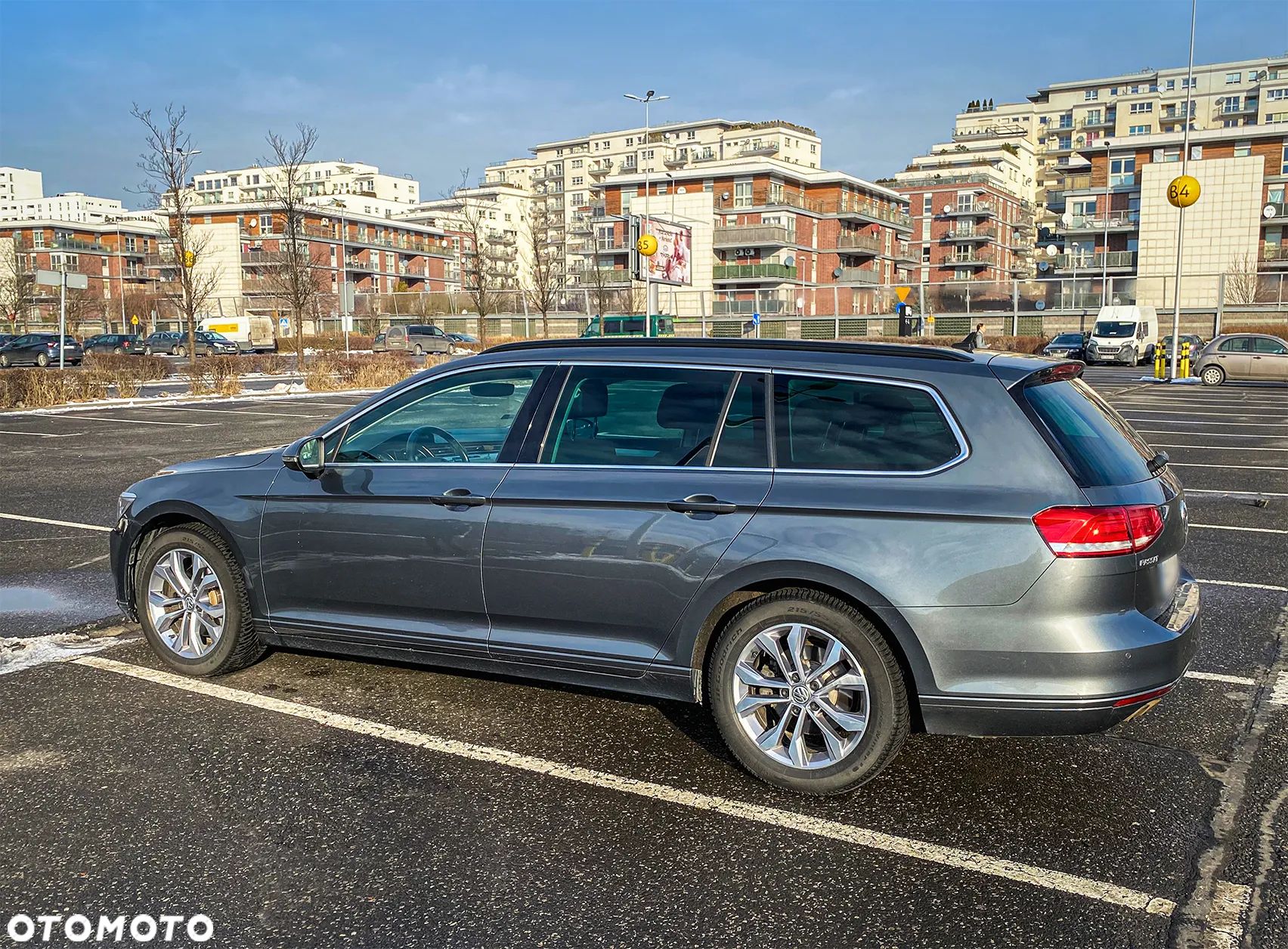 Volkswagen Passat 1.8 TSI BMT Comfortline - 1