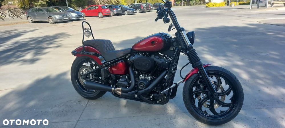 Harley-Davidson Softail Street Bob - 6