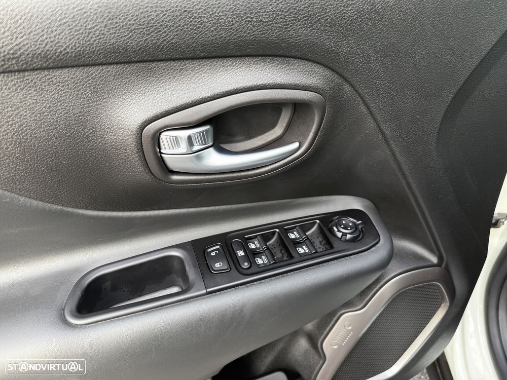 Jeep Renegade 1.3 T Limited DCT - 14