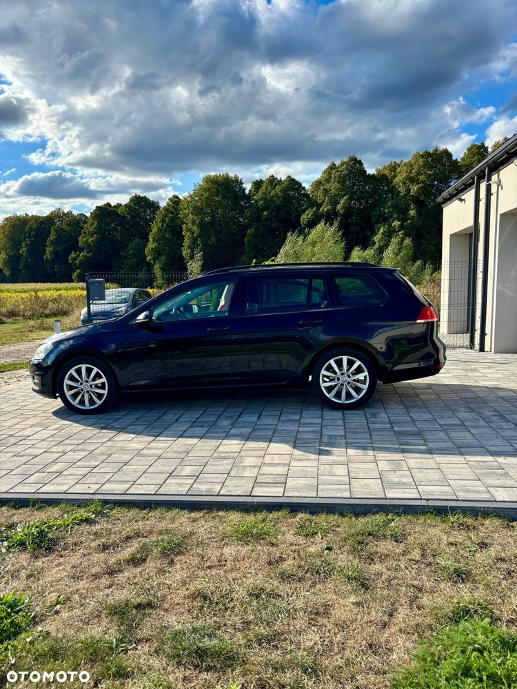 Volkswagen Golf 1.6 TDI Trendline DSG - 4
