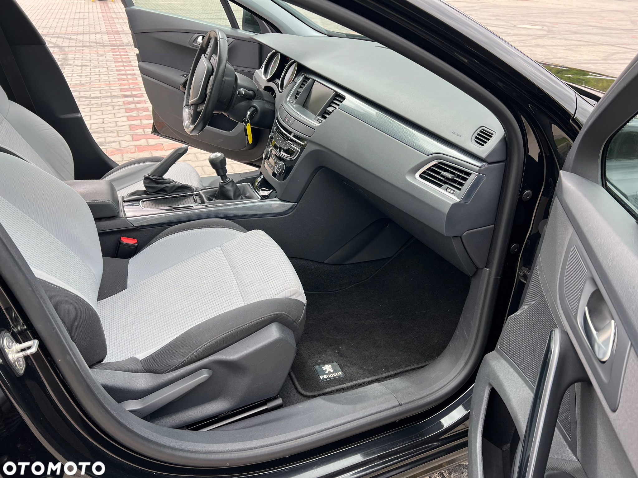 Peugeot 508 SW HDi FAP 140 Family - 19