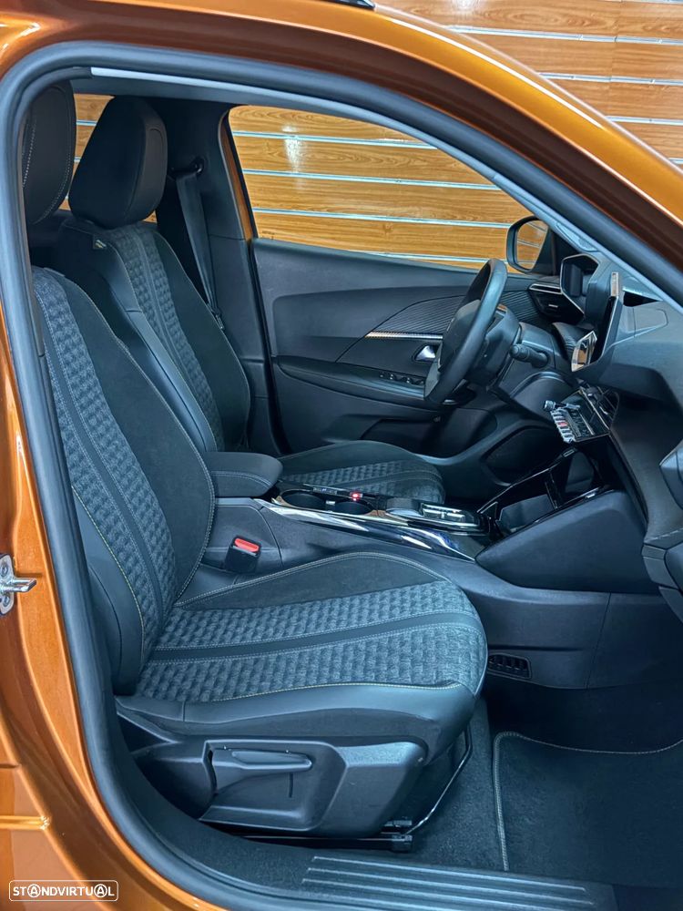 Peugeot e-2008 50 kWh Allure Pack - 13