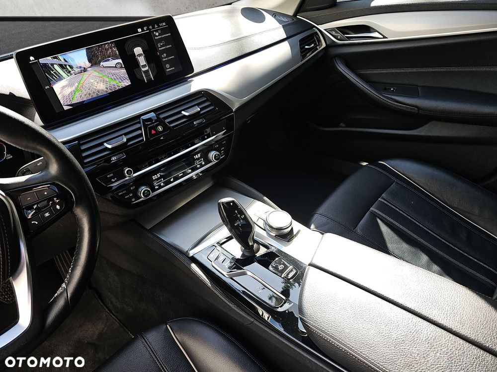 BMW Seria 5 - 16