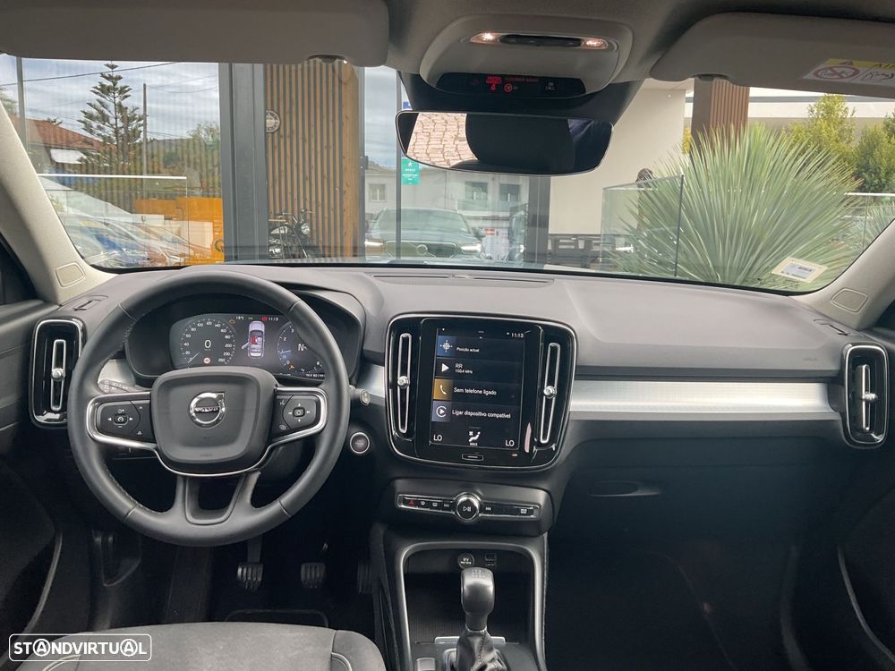 Volvo XC 40 1.5 T3 Momentum - 33