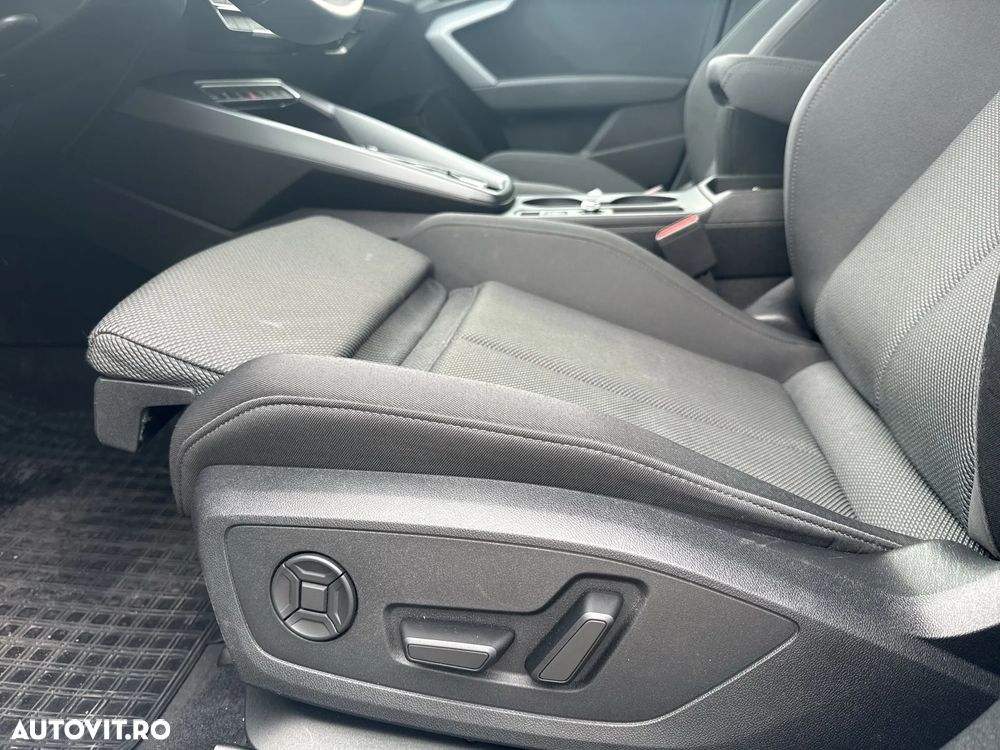 Audi A3 Sportback - 13
