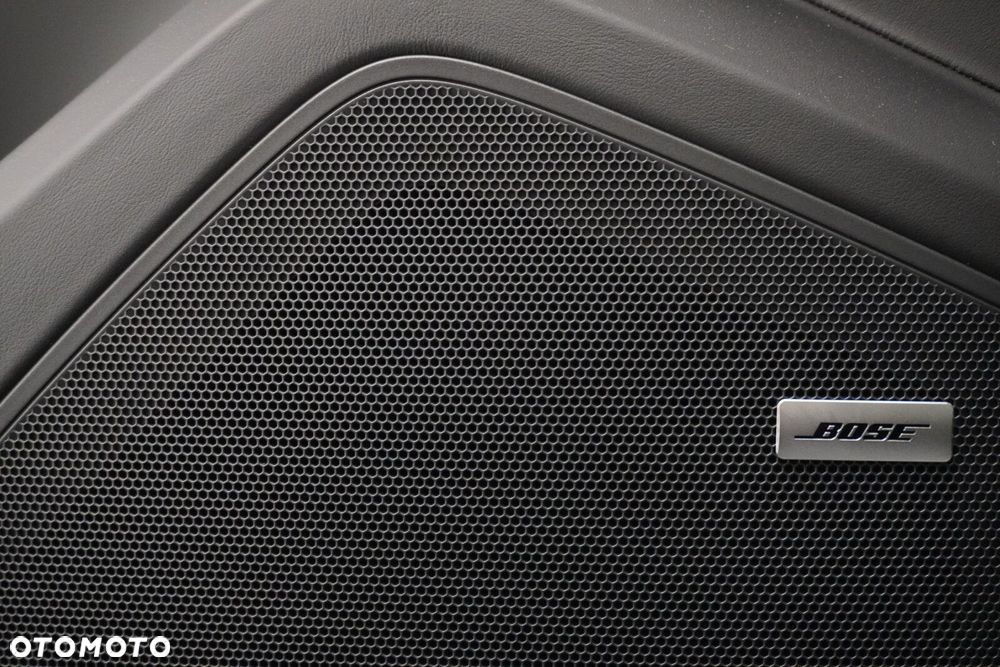 Porsche Cayenne - 17