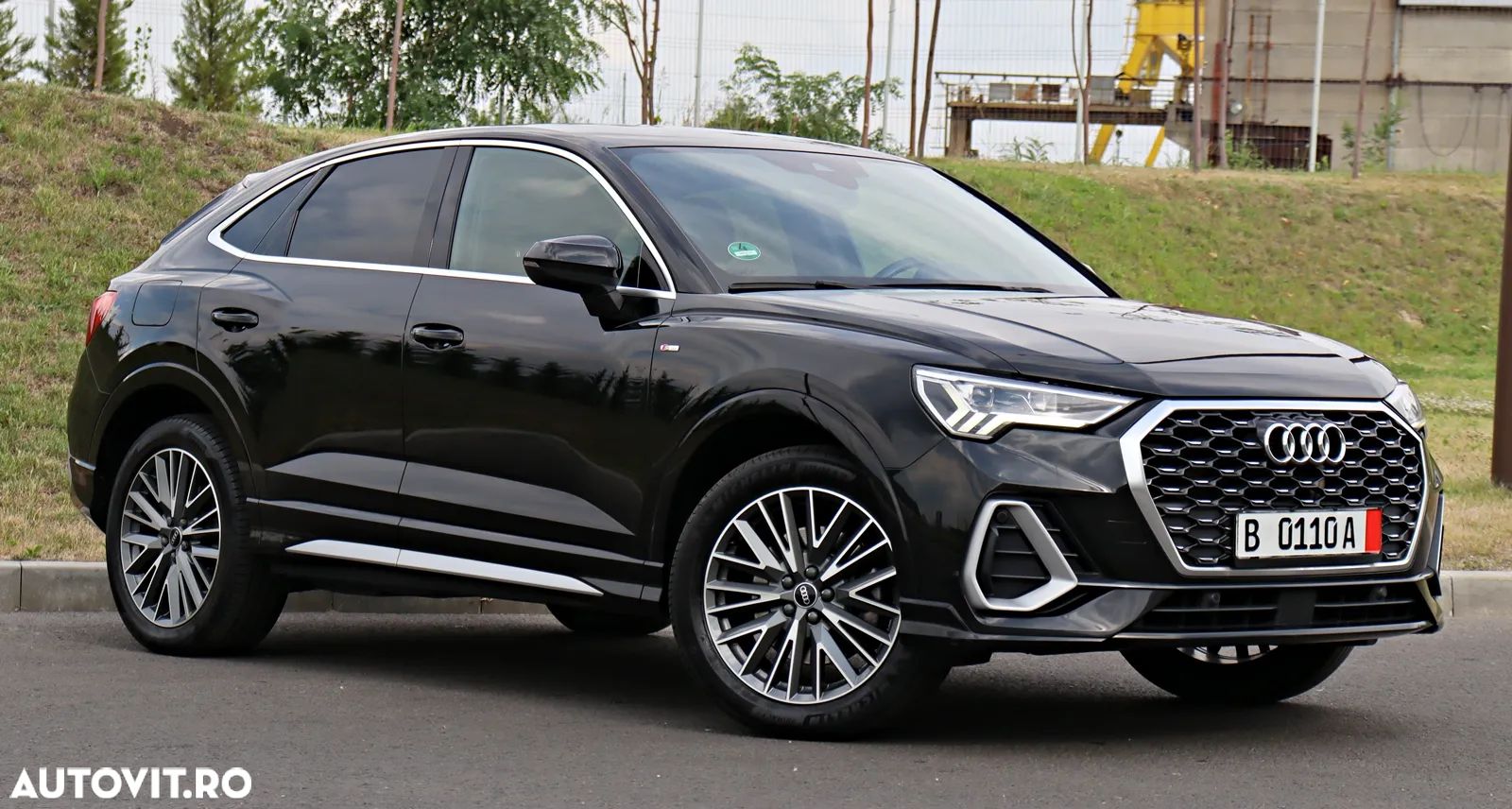 Audi Q3 45 TFSIe Sportback S tronic S line - 1