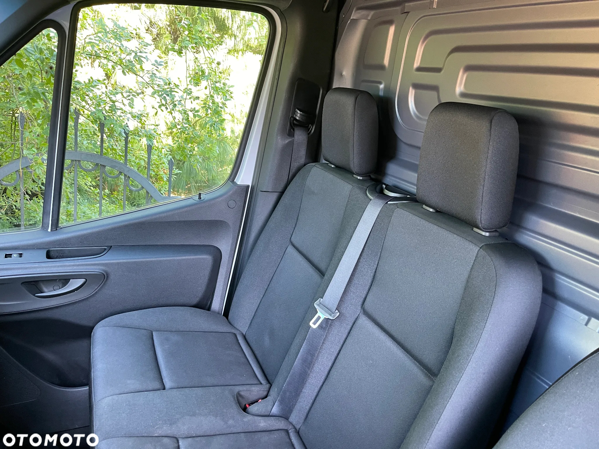 Mercedes-Benz Sprinter W907 MAXI MAX DŁUGI 316 CDI 2.2 CDI 163 KM Navi Tablet Klima Kamera cofania LED - 21