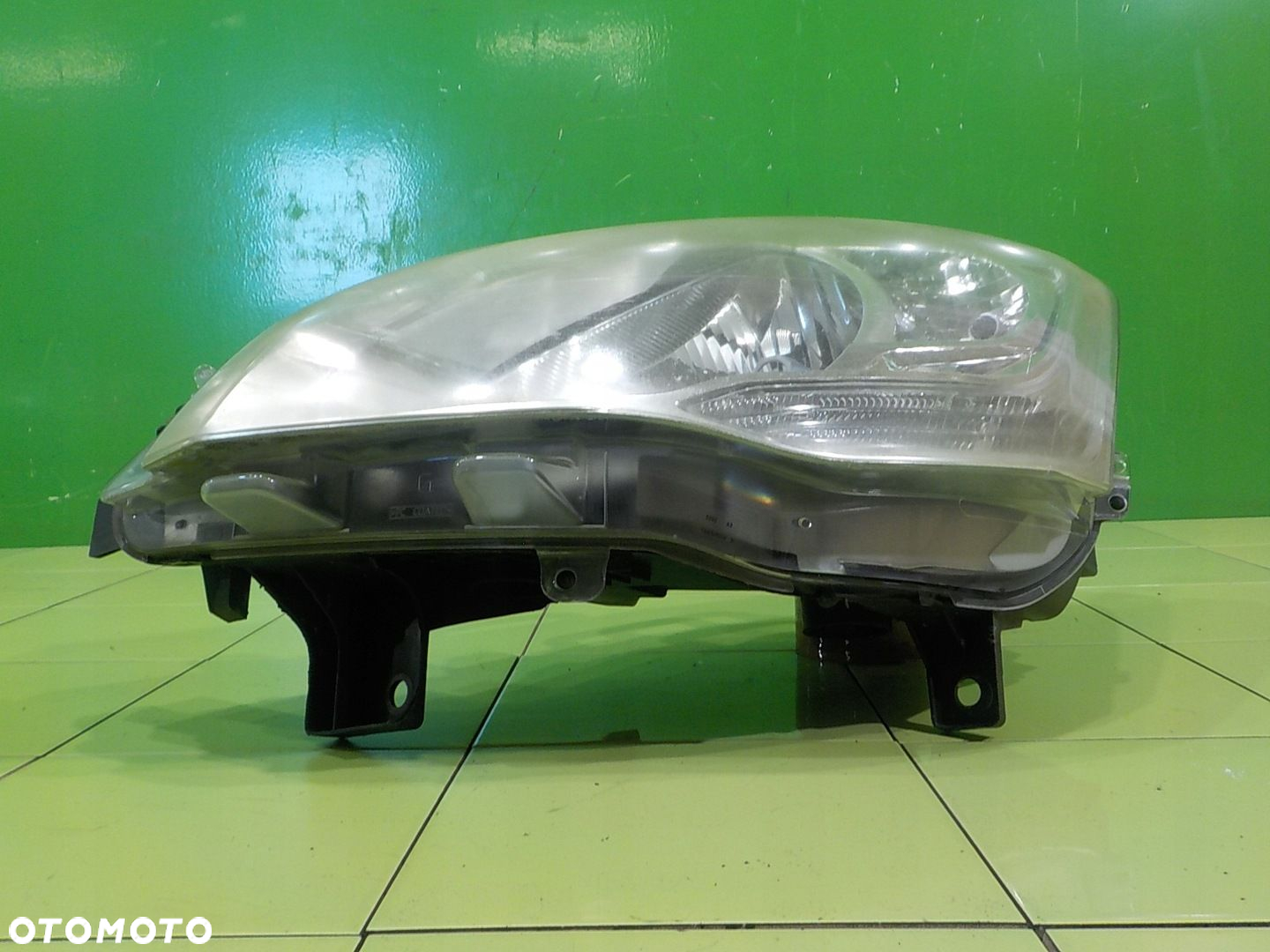 CITROEN BERLINGO PARTNER II III 1.6 HDI 09r VAN lampa lewa przod 89318051 - 2