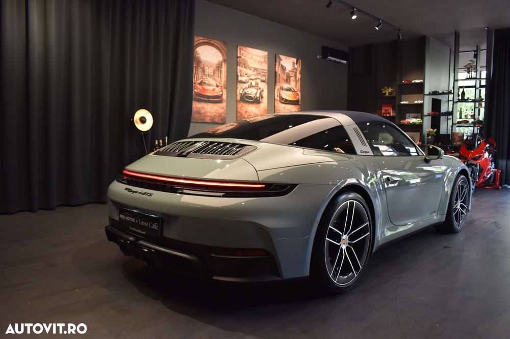 PORSCHE 911 2025 — imagine 4