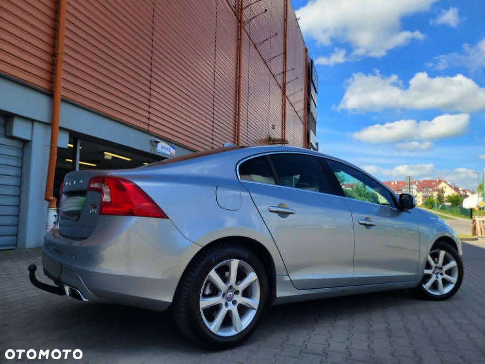 Volvo S60 D4 Momentum - 18