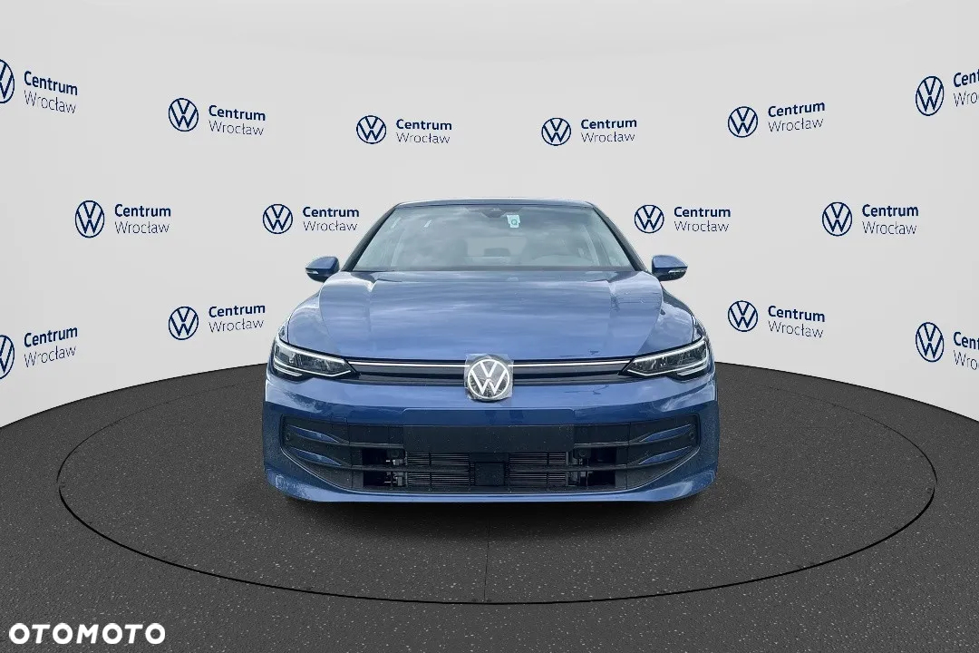 Volkswagen Golf - 2