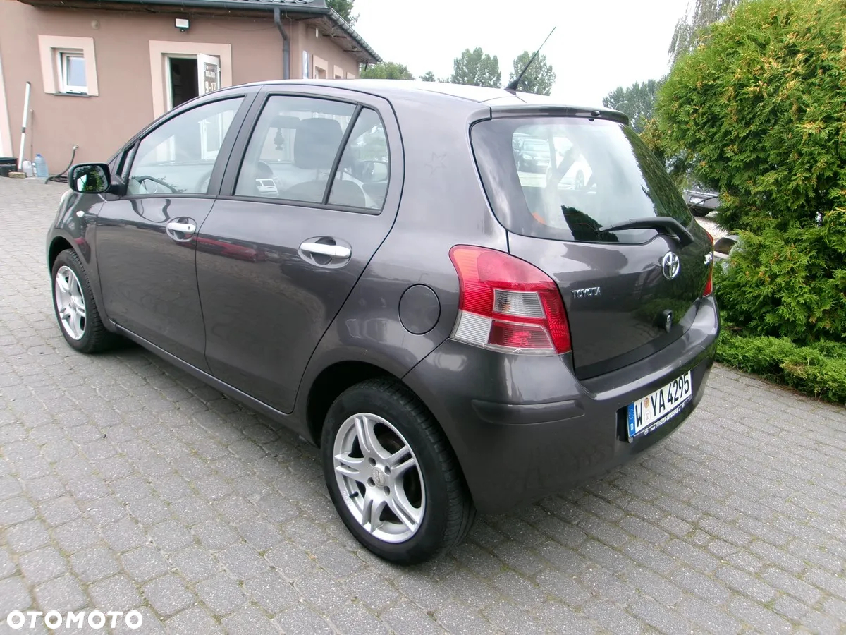Toyota Yaris - 3