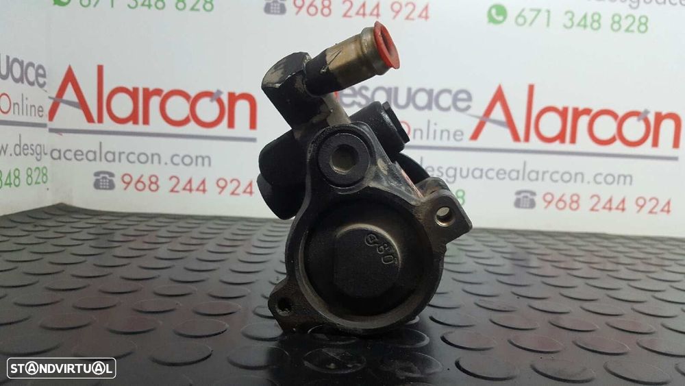 BOMBA DIREÇÃO FORD ESCORT BERL./TURNIER 1.8 TURBODIESEL CAT - 2