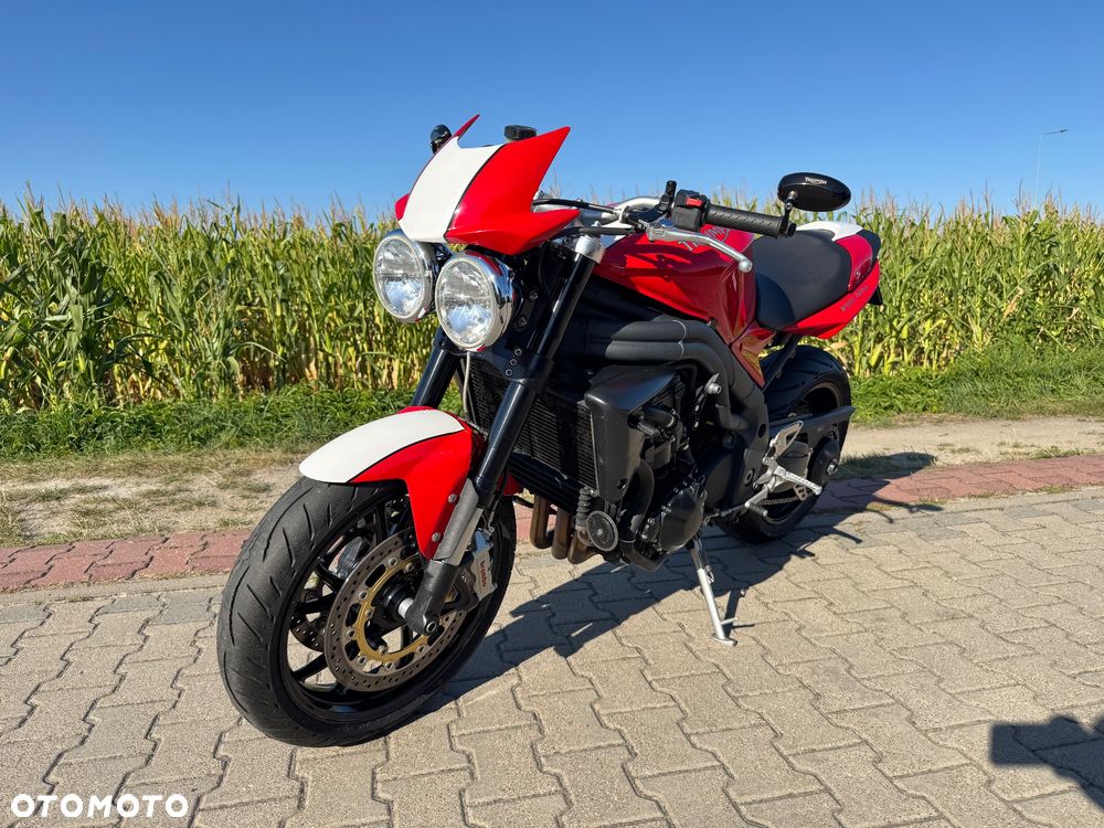 Triumph Speed Triple - 1