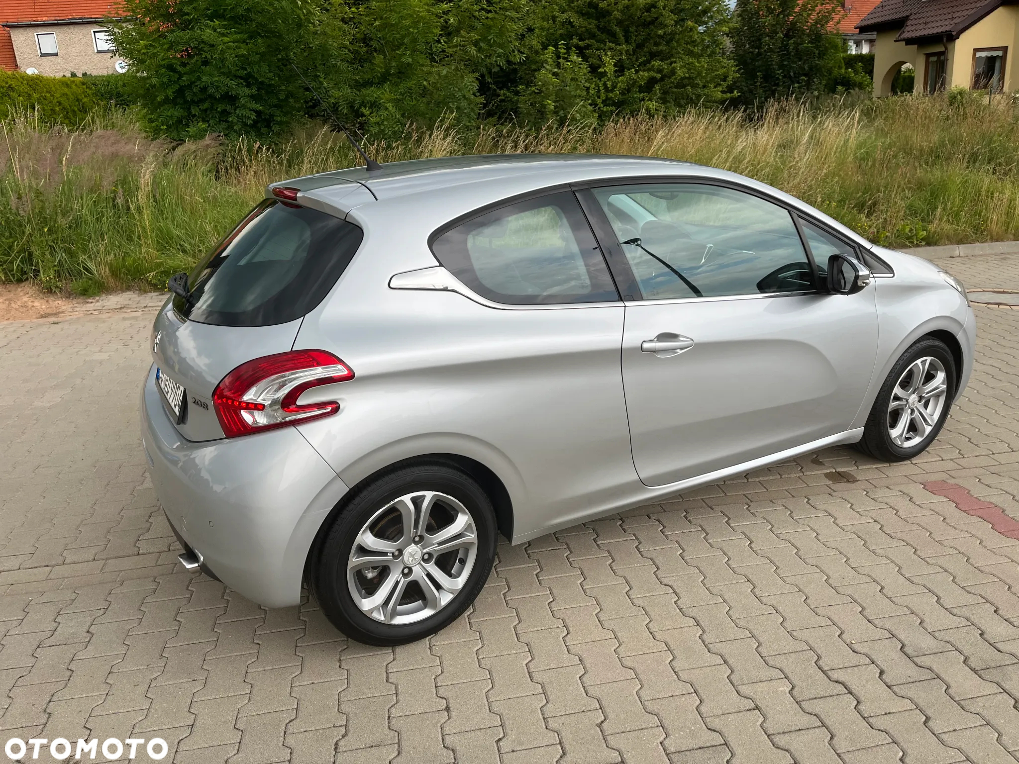 Peugeot 208 1.6 VTi Allure - 12