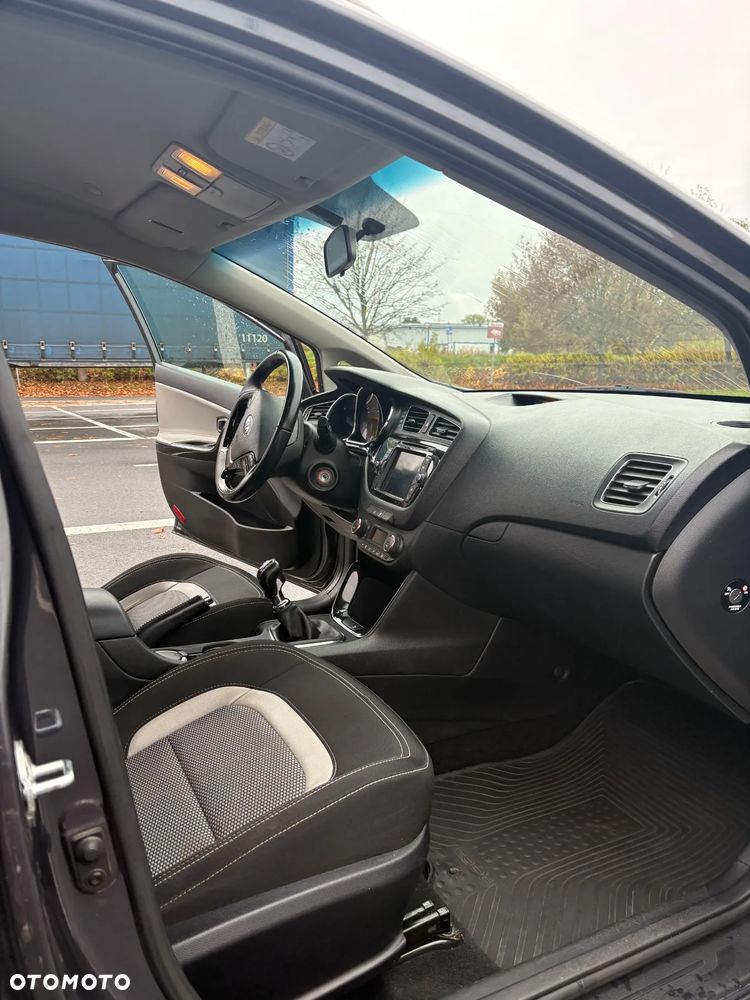 Kia Ceed 1.6 GDI Business Line - 7