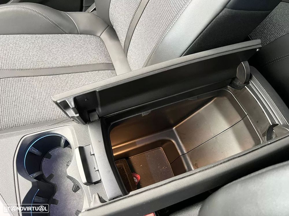 Peugeot 3008 225 e-EAT8 Allure Pack - 18