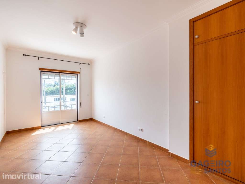Apartamento T1 Alfeizerão - Arrendamento - Grande imagem: 4/15