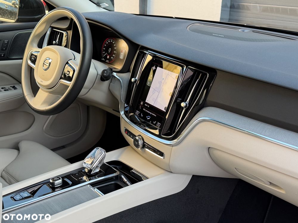 Volvo V60 B4 B DKG Inscription - 38