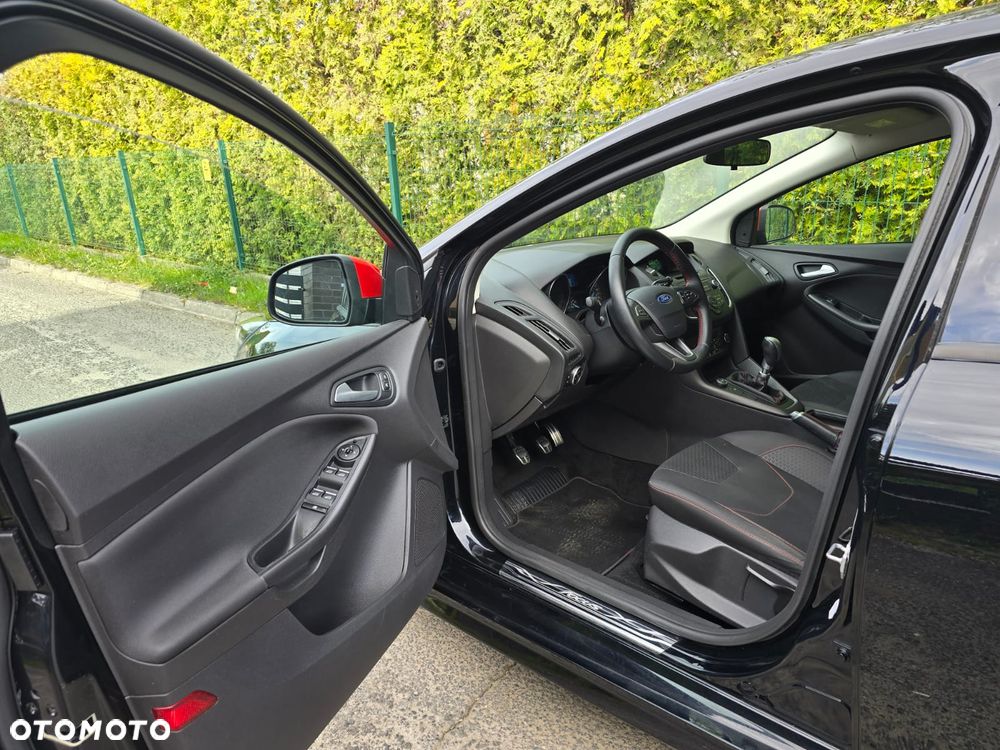 Ford Focus 1.0 EcoBoost ST-Line Red ASS - 21