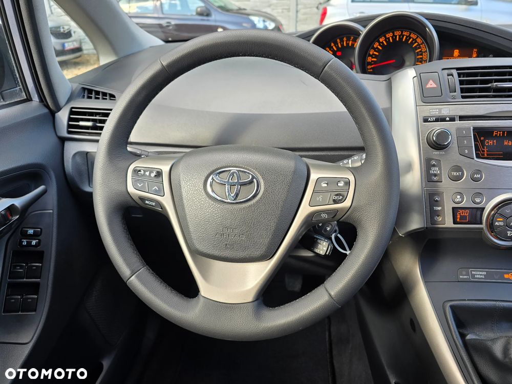 Toyota Verso 1.6 Sol EU5 - 18