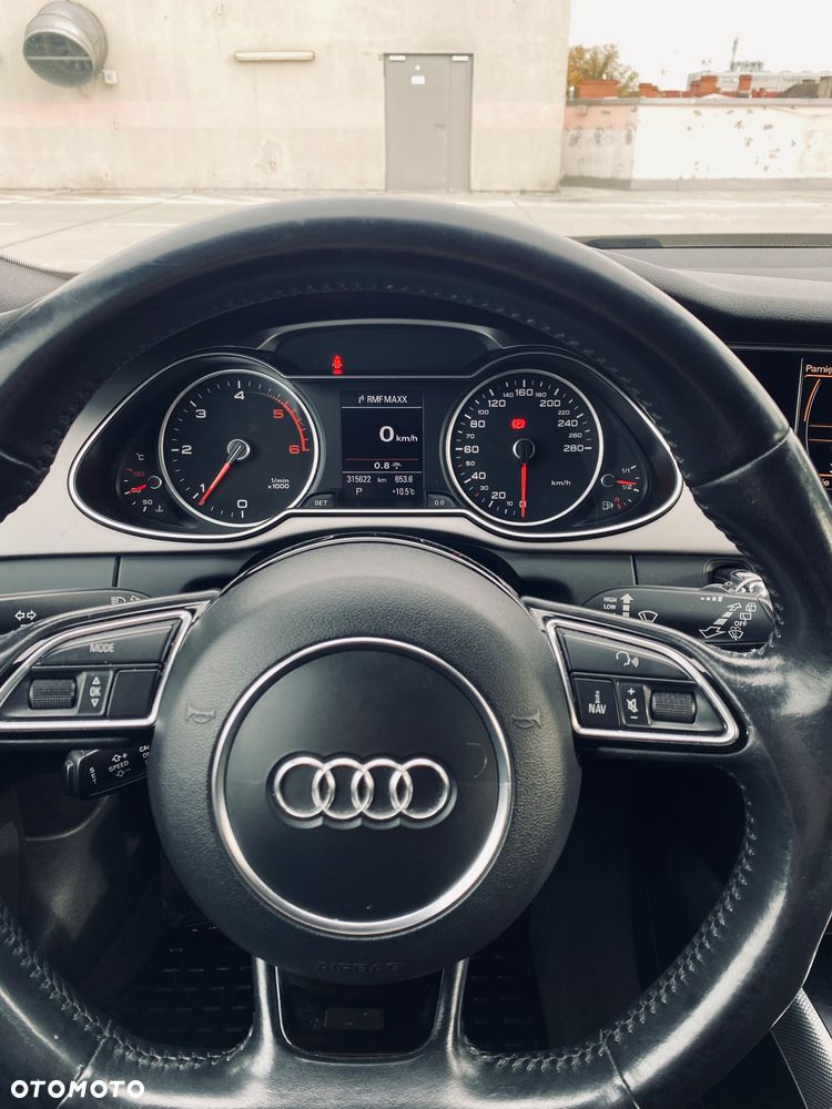 Audi A4 Avant 2.0 TDI DPF clean diesel quattro S tronic S line Sportpaket - 15