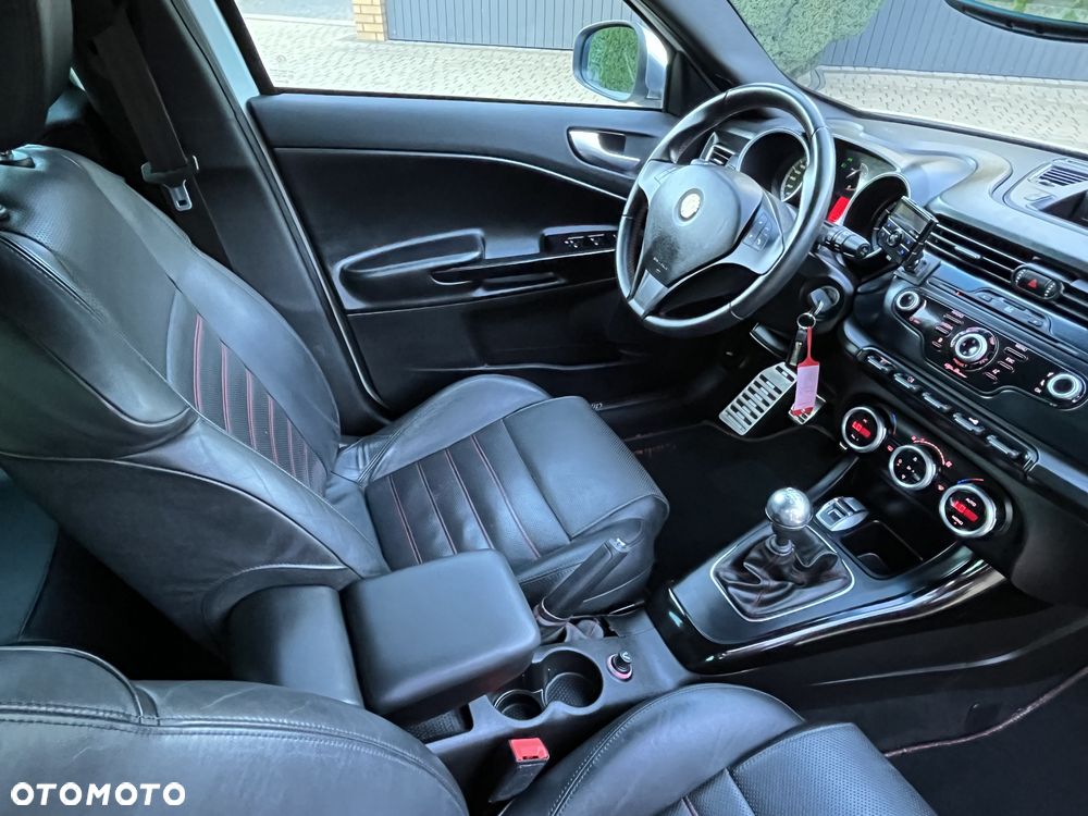 Alfa Romeo Giulietta 1.8 TBi 16V Quadrifoglio Verde - 18