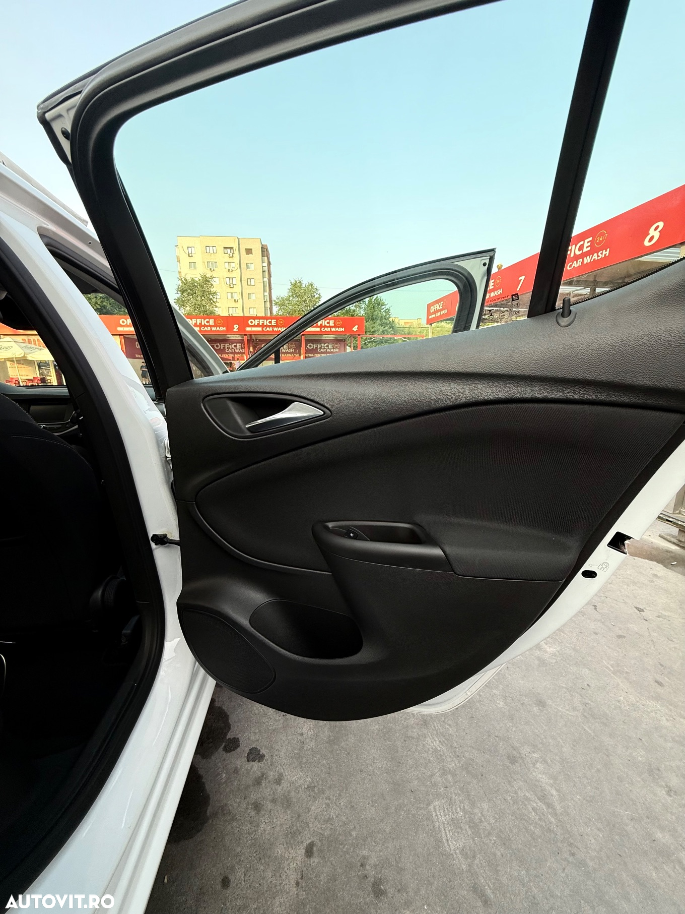 Opel Astra 1.5 D Start/Stop Business Edition - 20