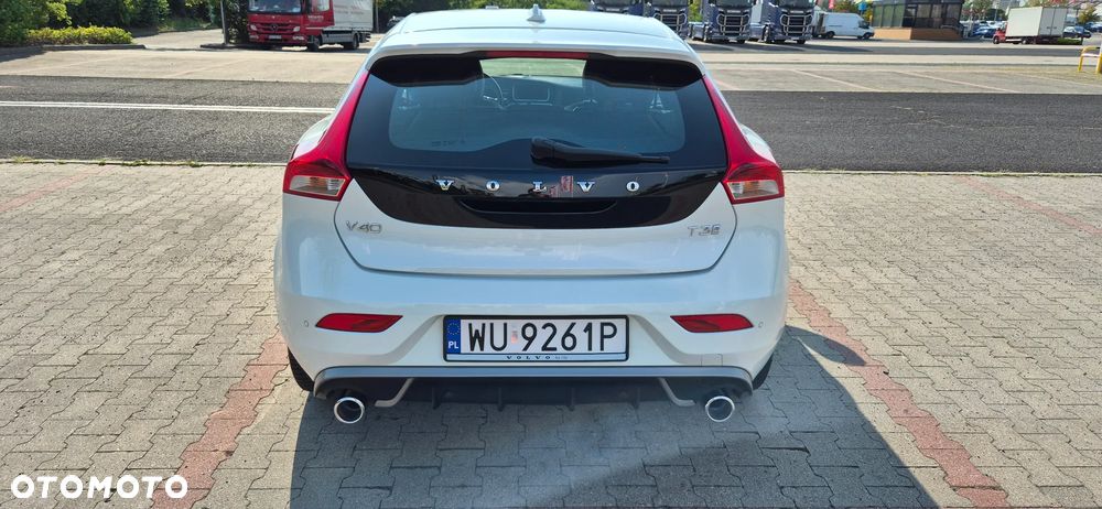 Volvo V40 T3 Drive-E R-Design Momentum - 6