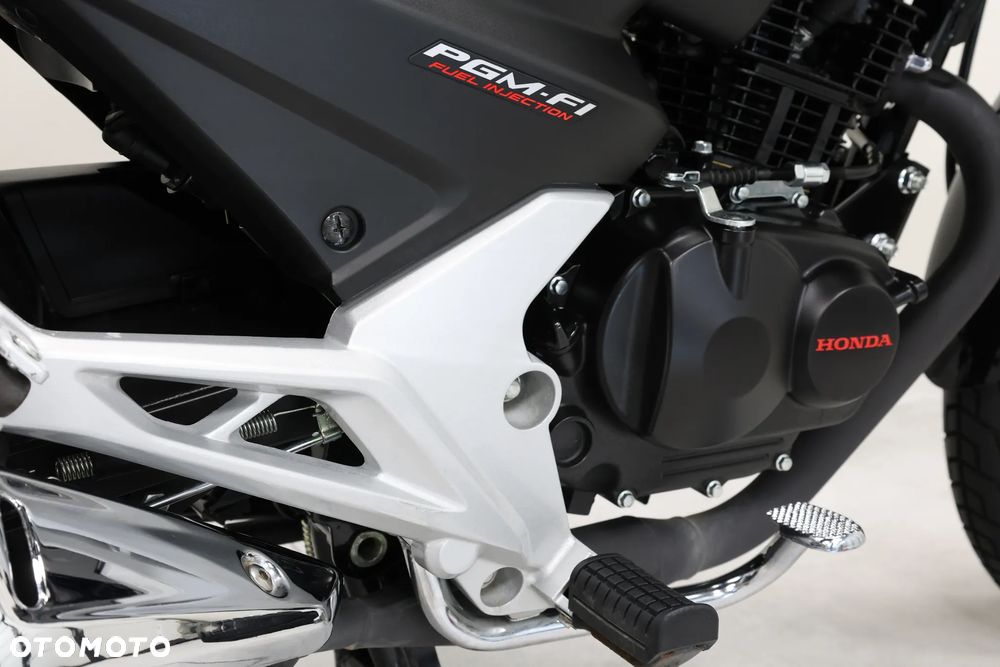 Honda CB - 24