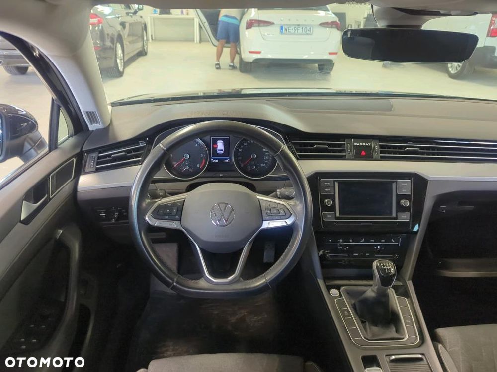 Volkswagen Passat Variant 2.0 TDI EVO Business - 7