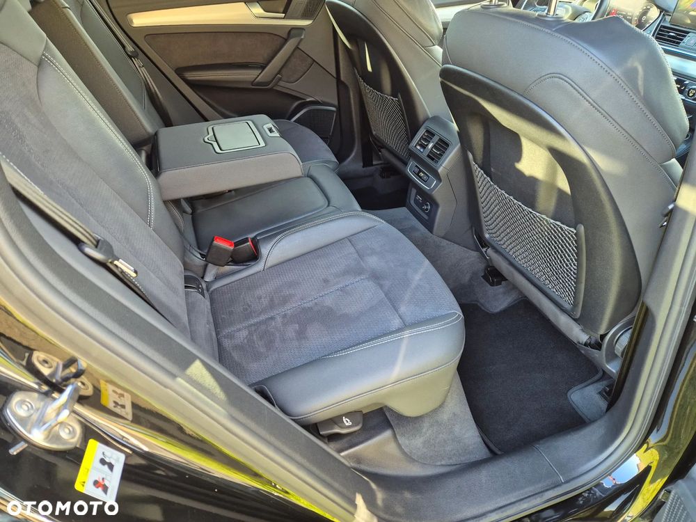 Audi Q5 40 TDI quattro S tronic S line - 24