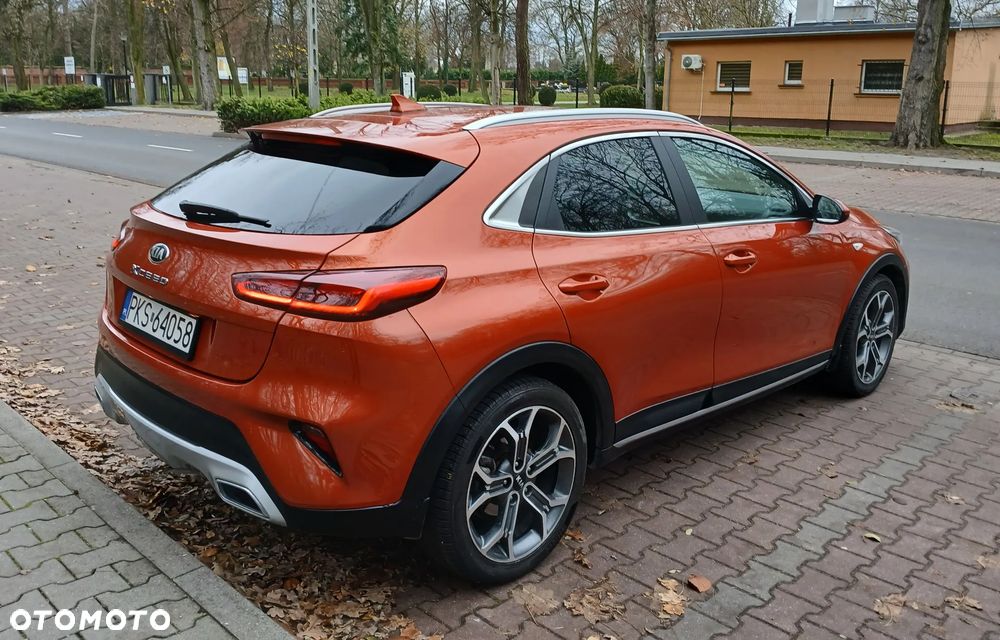 Kia XCeed 1.4 T-GDI M DCT - 3